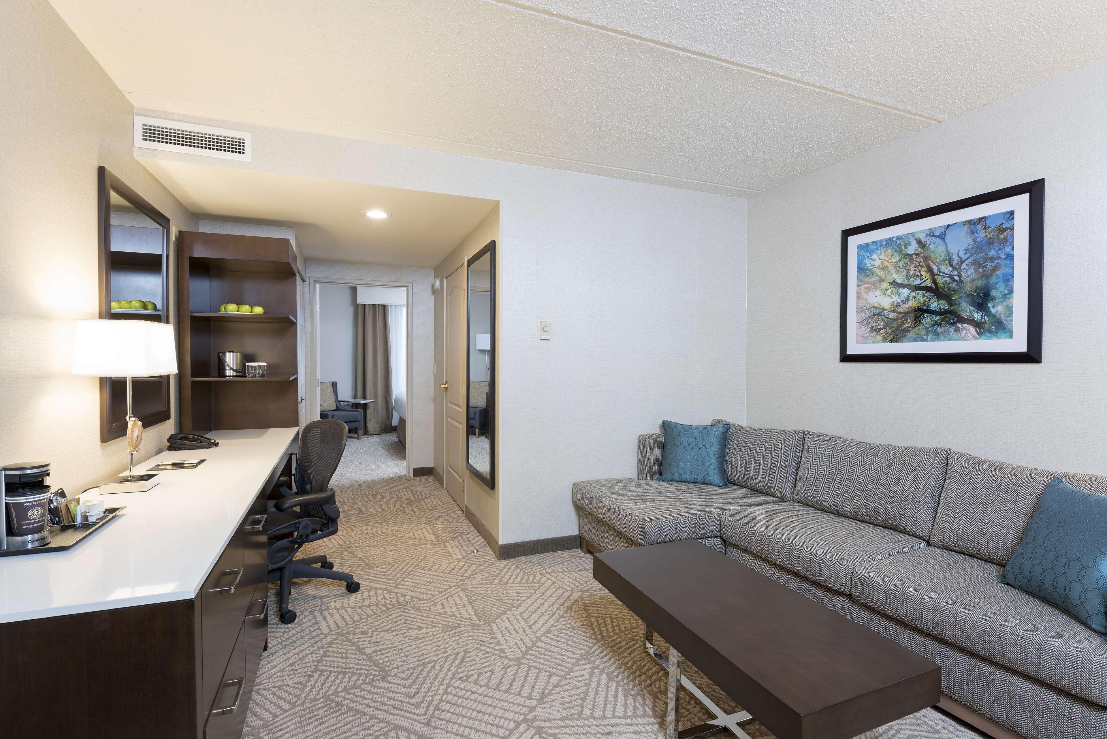 Doubletree By Hilton Pleasant Prairie Kenosha, Wi Hotel Room photo
