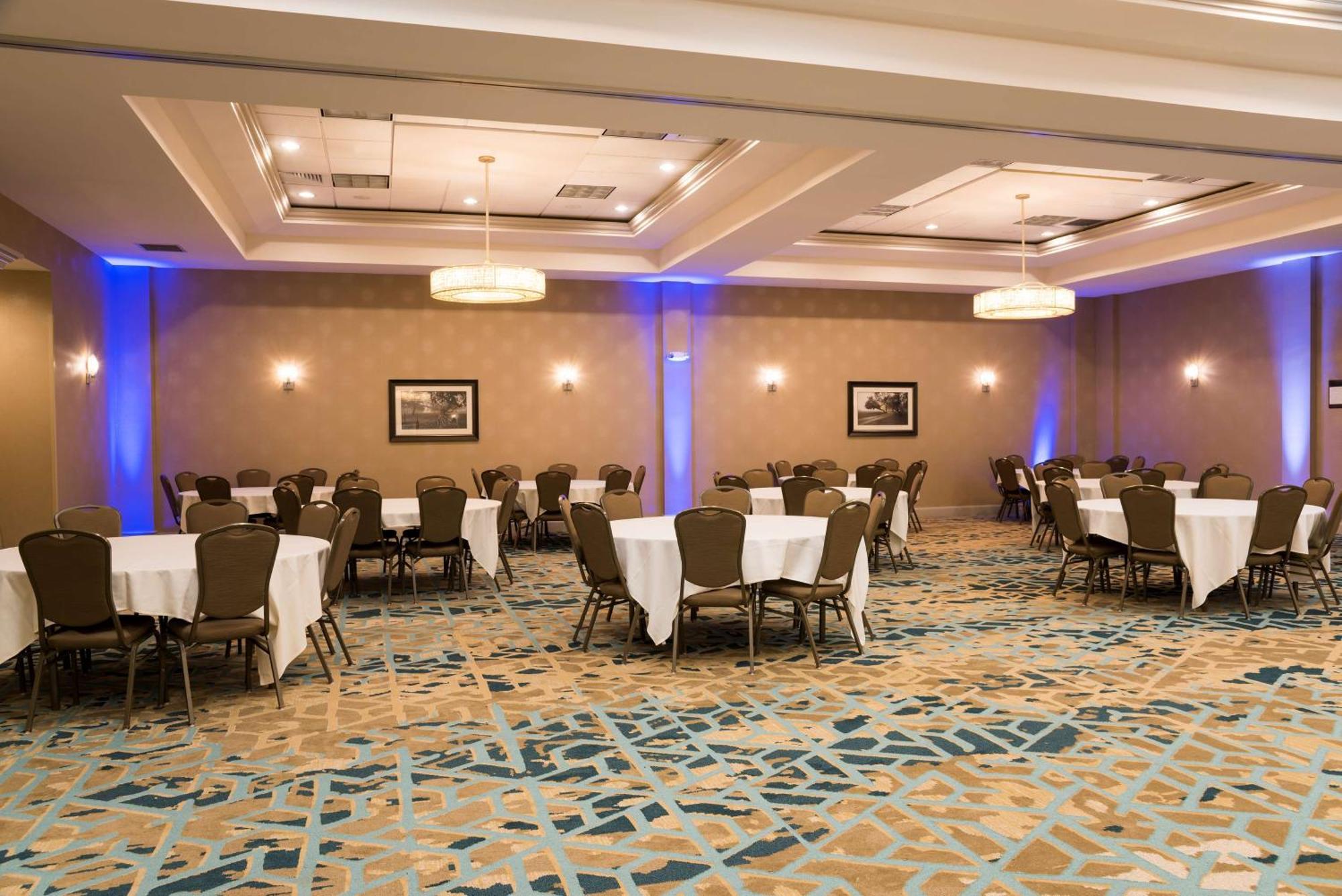 Doubletree By Hilton Pleasant Prairie Kenosha, Wi Hotel Exterior photo